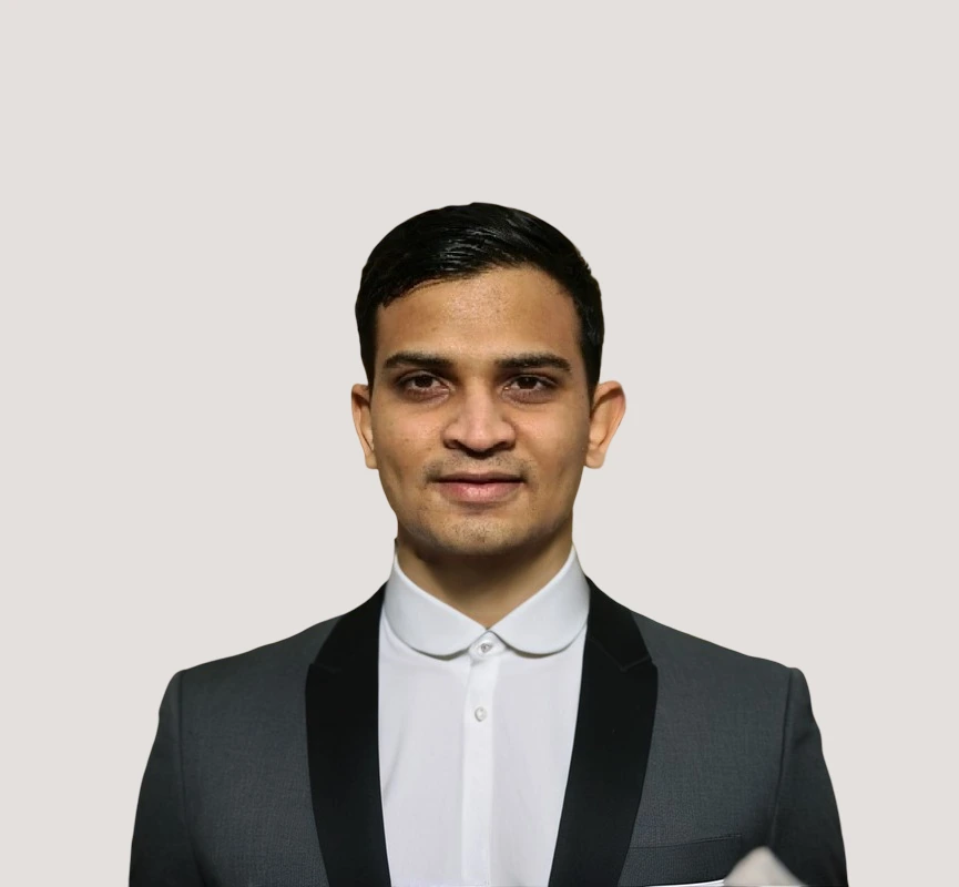 Grasmit Katharotiya Headshot